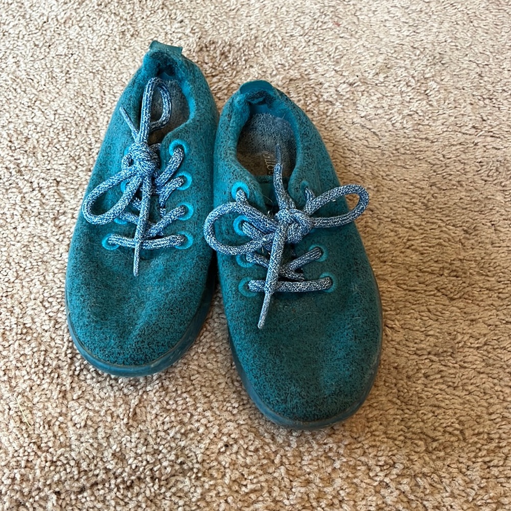 Teal Allbirds size 5